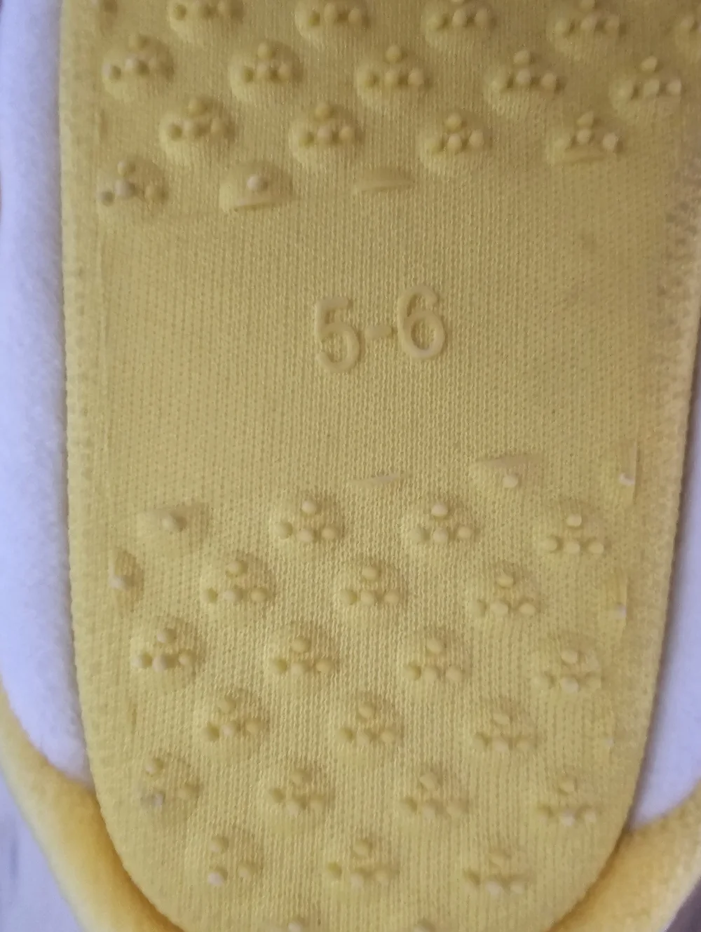 Baby Shark Yellow Slippers Kids 5/6 Plush Shark Slip On House Shoes Cute Cozy